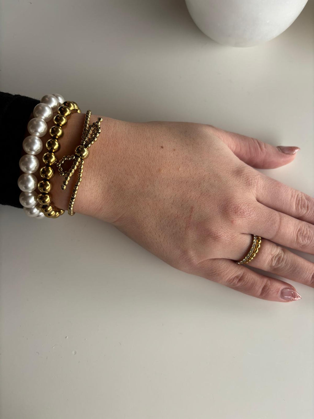 Pearl Statement Armband